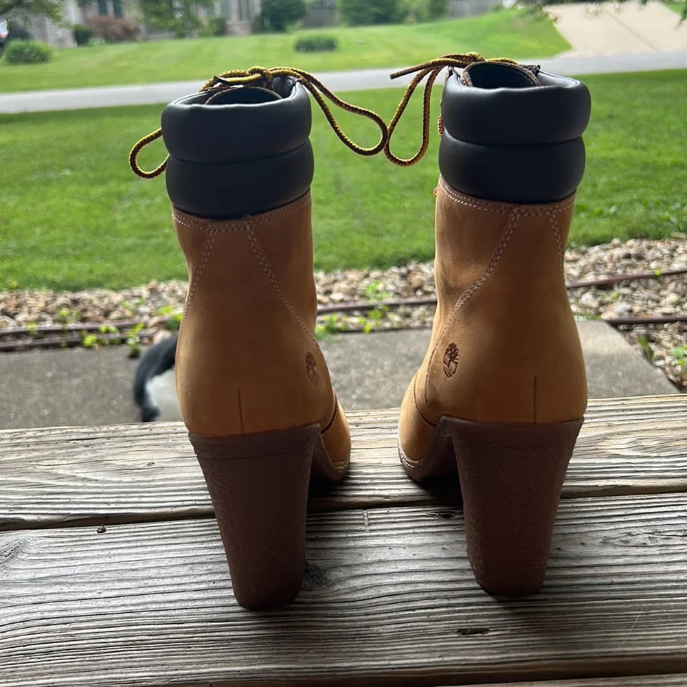 Timberland Heeled Boots - Picture 4 of 6